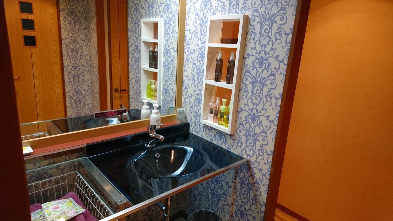 Hotel Eris Hakata (Adults Only) Fukuoka  Dış mekan fotoğraf
