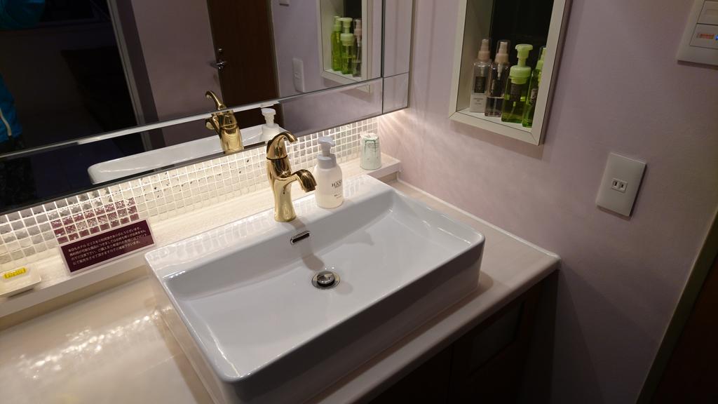Hotel Eris Hakata (Adults Only) Fukuoka  Dış mekan fotoğraf